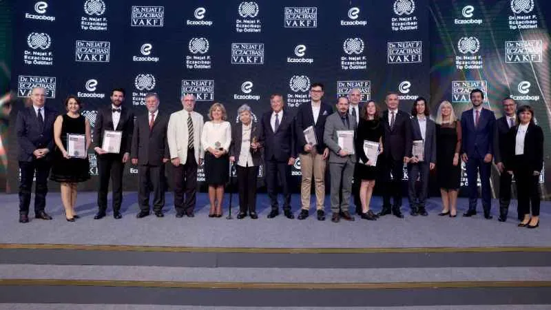 Dr. Nejat F. Eczacıbaşı Tıp Ödülleri sahiplerini buldu