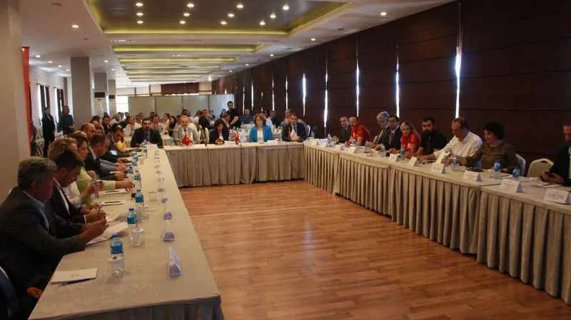 Marmara'da deprem olasılığı ve önlemler masaya yatırıldı