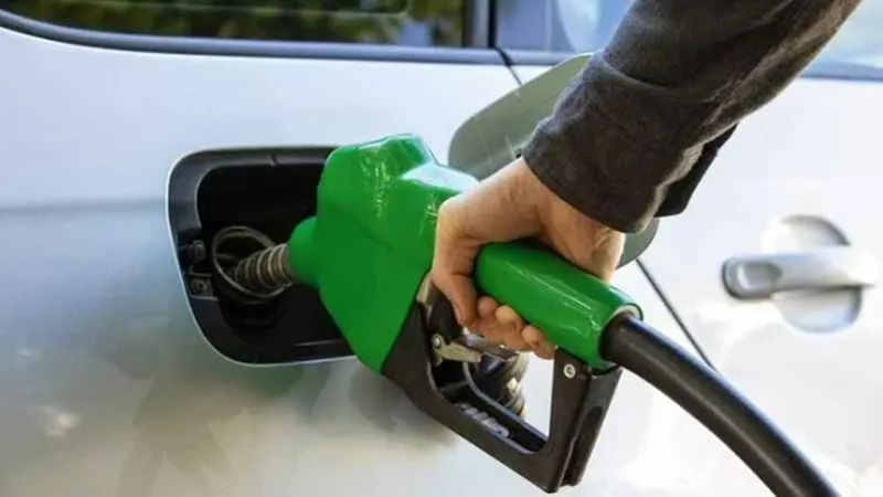 BENZİN VE MOTORİN FİYATI NE KADAR OLACAK?